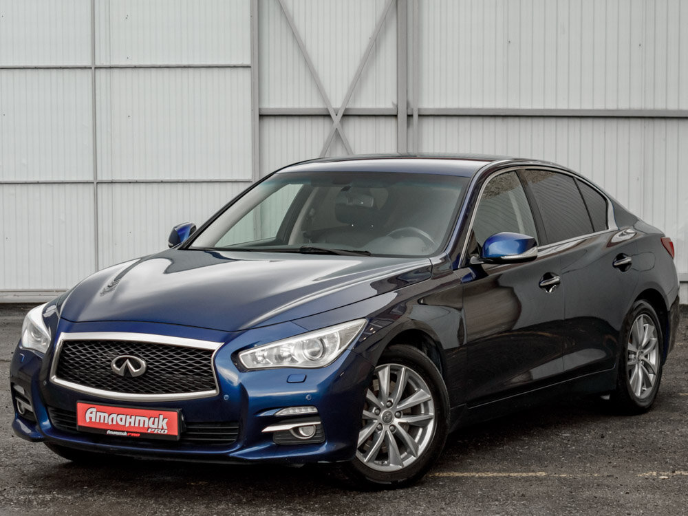 Купить Infiniti Q50 2.0 AT (211 л.с.), 2016 в Екатеренбурге