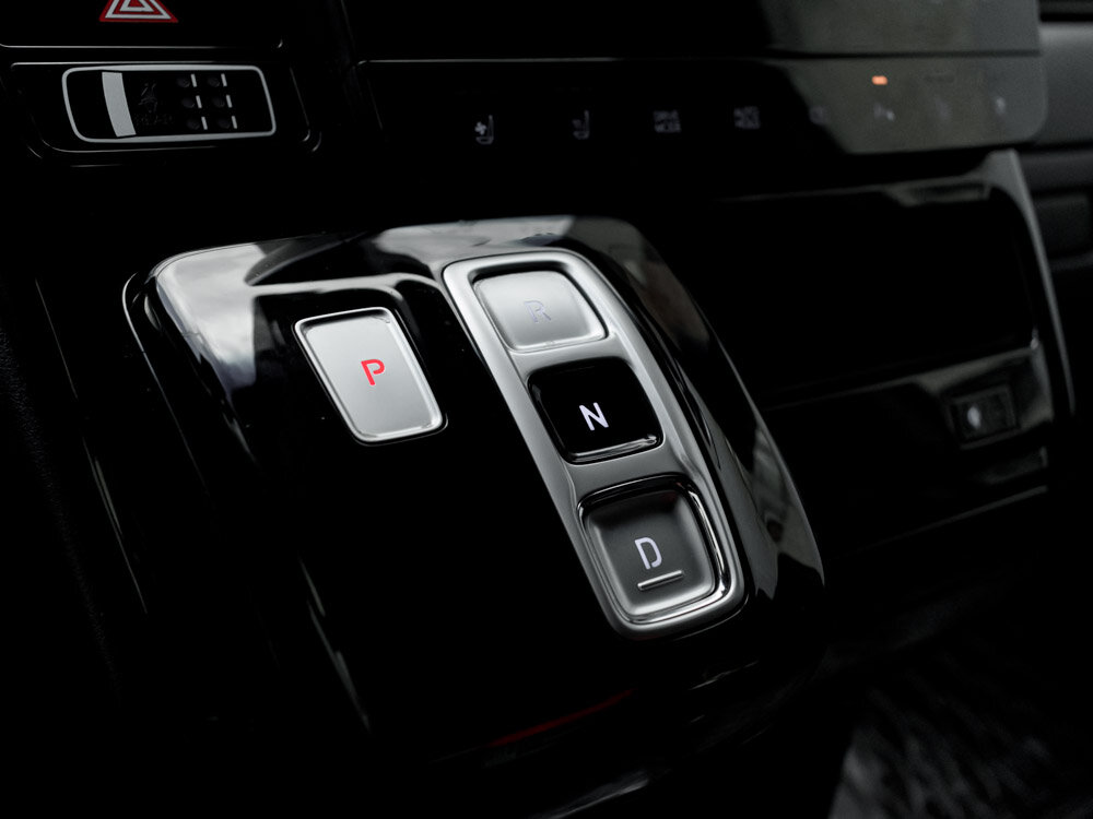 Купить Hyundai Staria 3.5 AT (249 л.с.), 2022 в Екатеренбурге