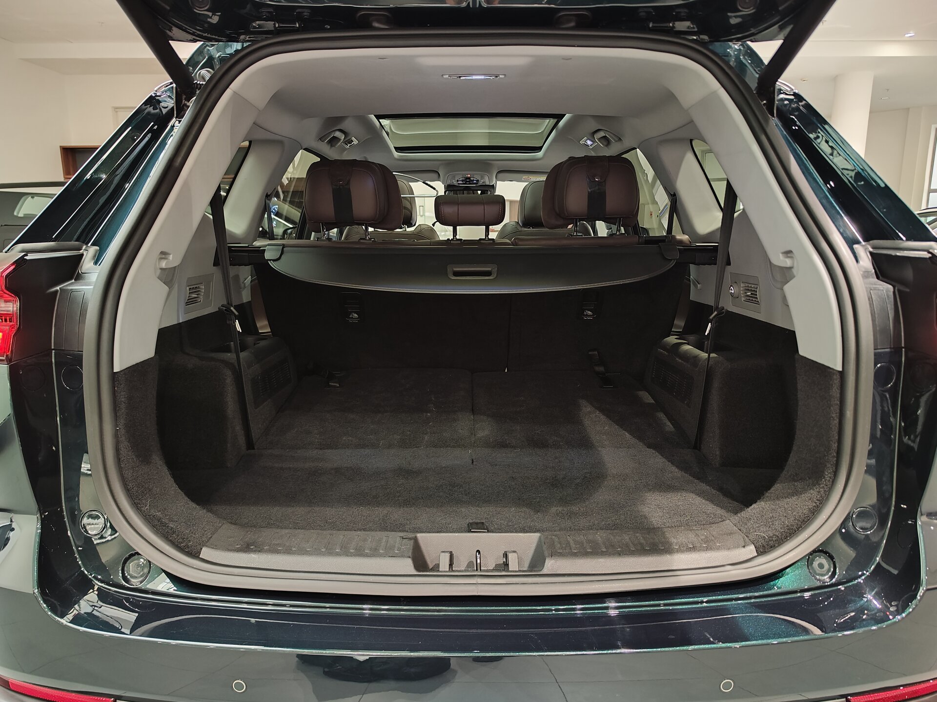 Автомобиль Chery Tiggo 8 Pro Max 2.0 AMT (197 л.с.) 4WD - 11