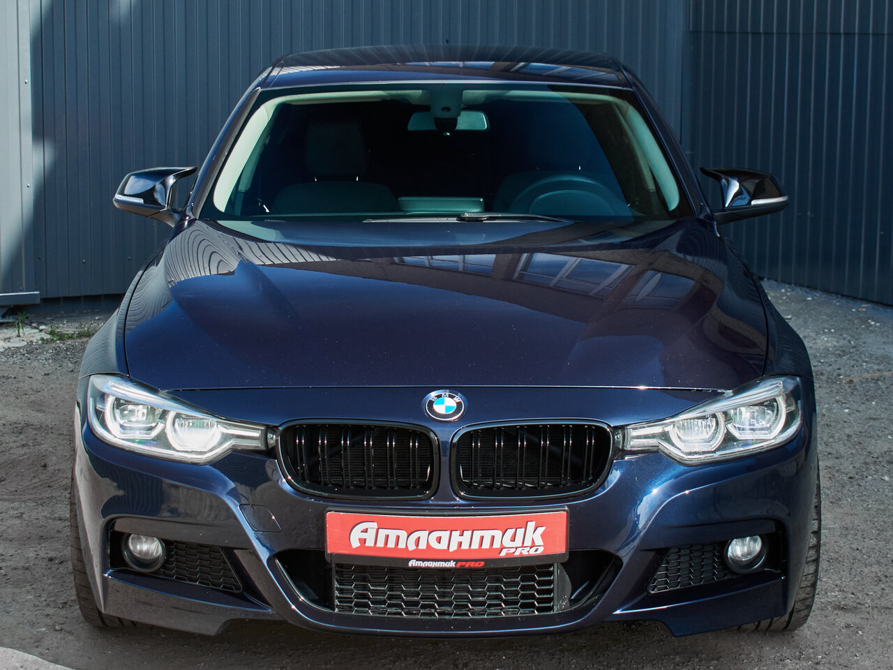 Купить BMW 3 серии 320i 2.0 AT (184 л.с.), 2017 в Екатеренбурге