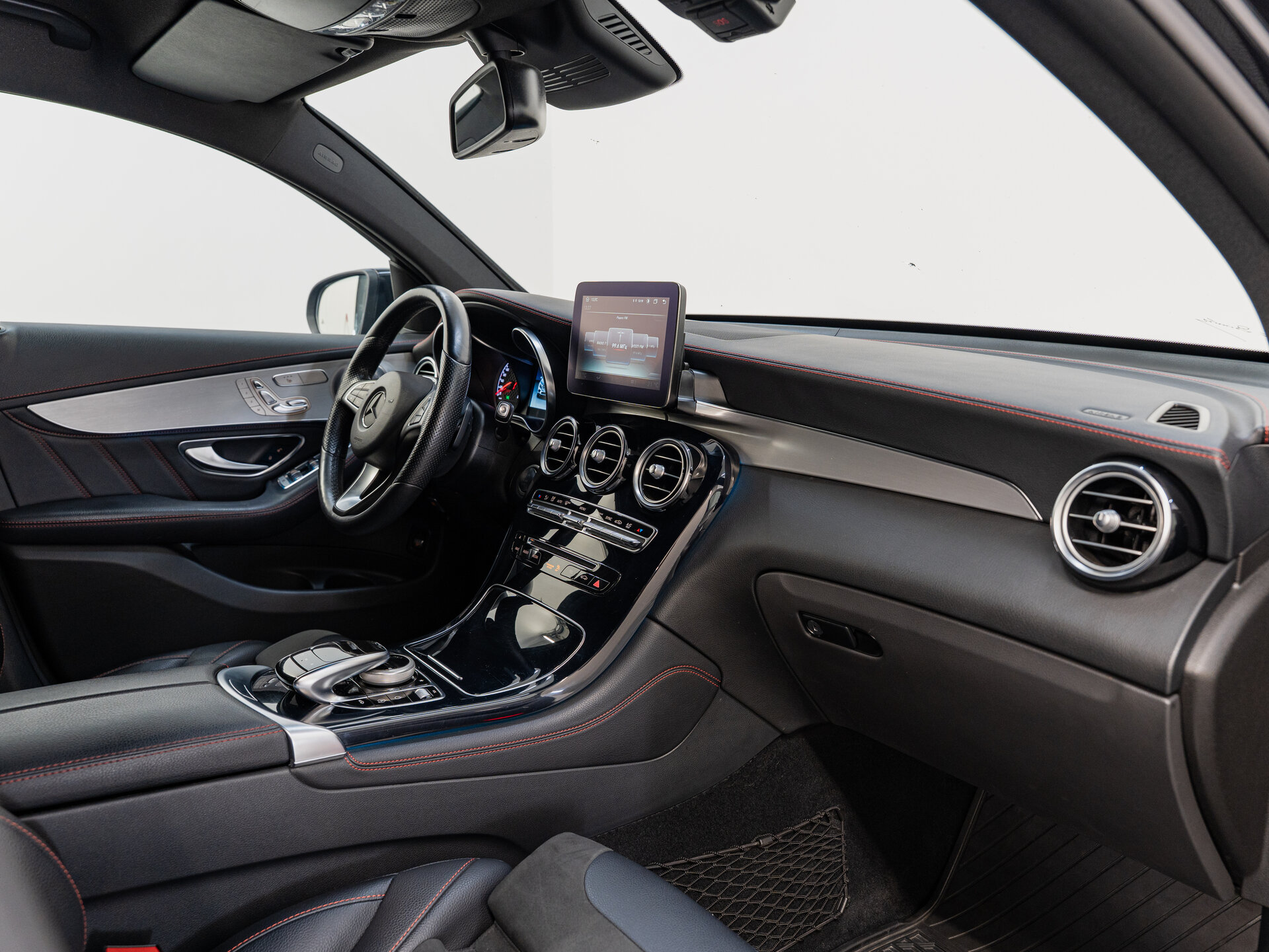 Автомобиль Mercedes-Benz GLC Coupe AMG 43 AMG 3.0 AT (367 л.с.) 4WD - 11