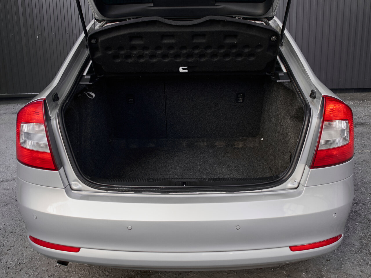 Купить Skoda Octavia 1.6 MT (102 л.с.), 2013 в Екатеренбурге