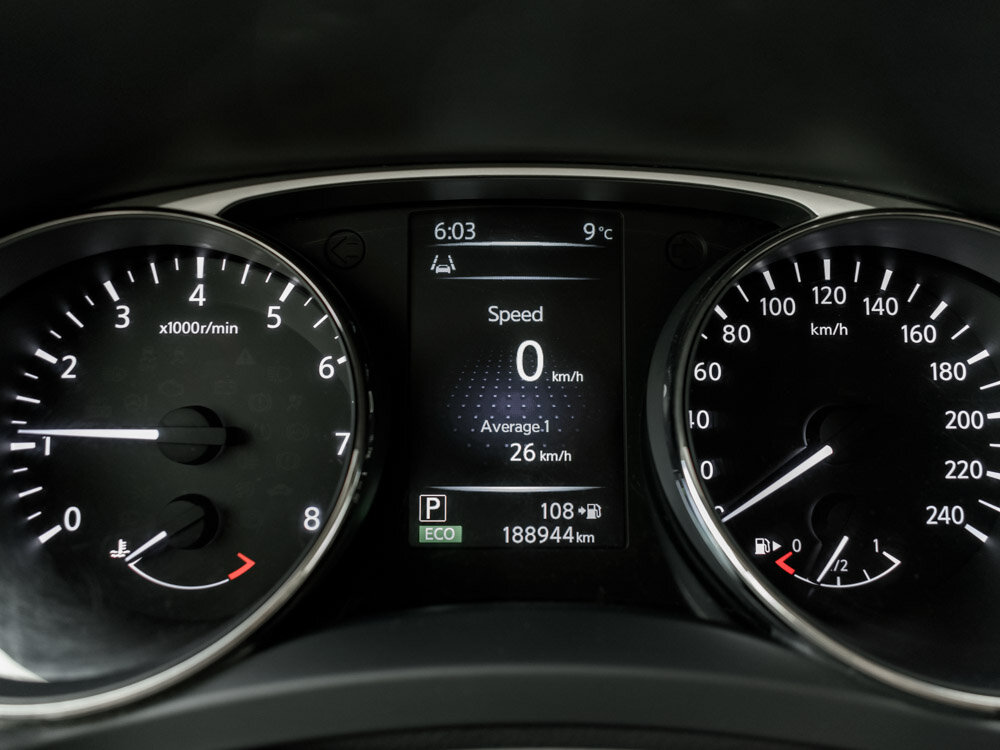 Купить Nissan X-Trail 2.0 CVT (144 л.с.) 4WD, 2015 в Екатеренбурге