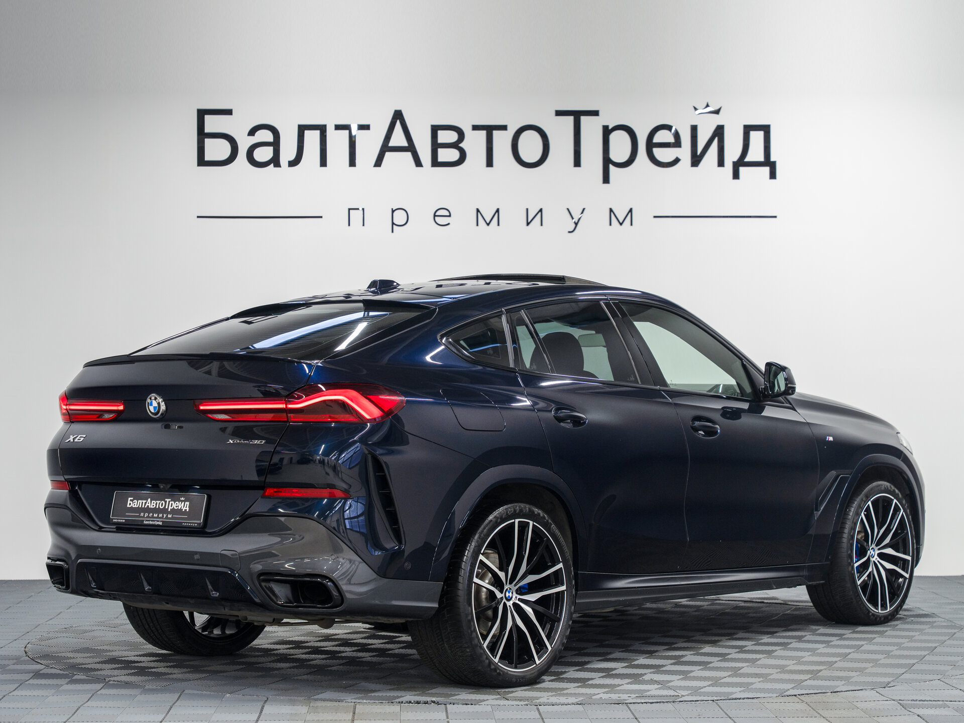 Автомобиль BMW X6 30i 2.0 AT (258 л.с.) 4WD - 7