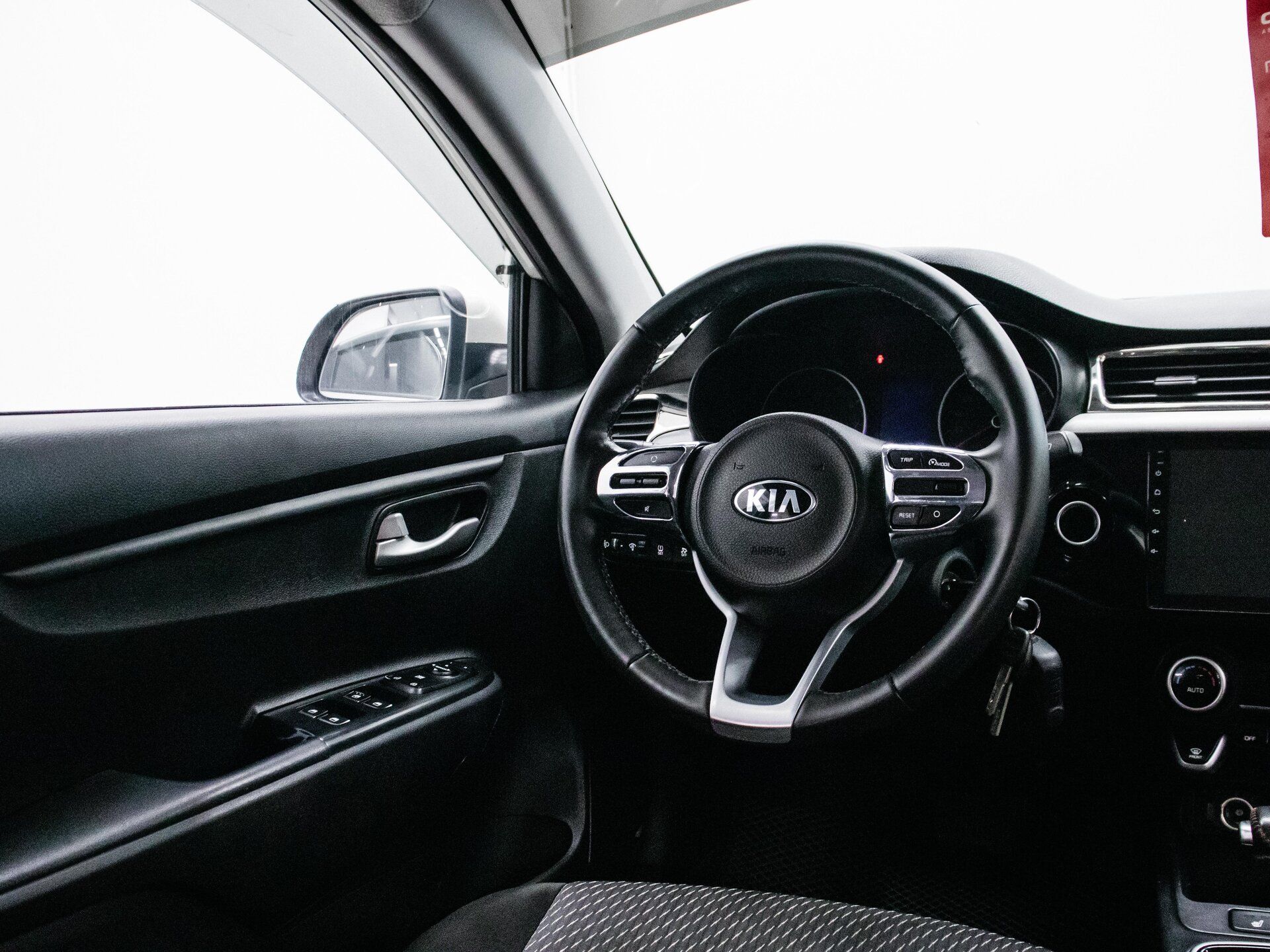 Kia Rio 2019 12