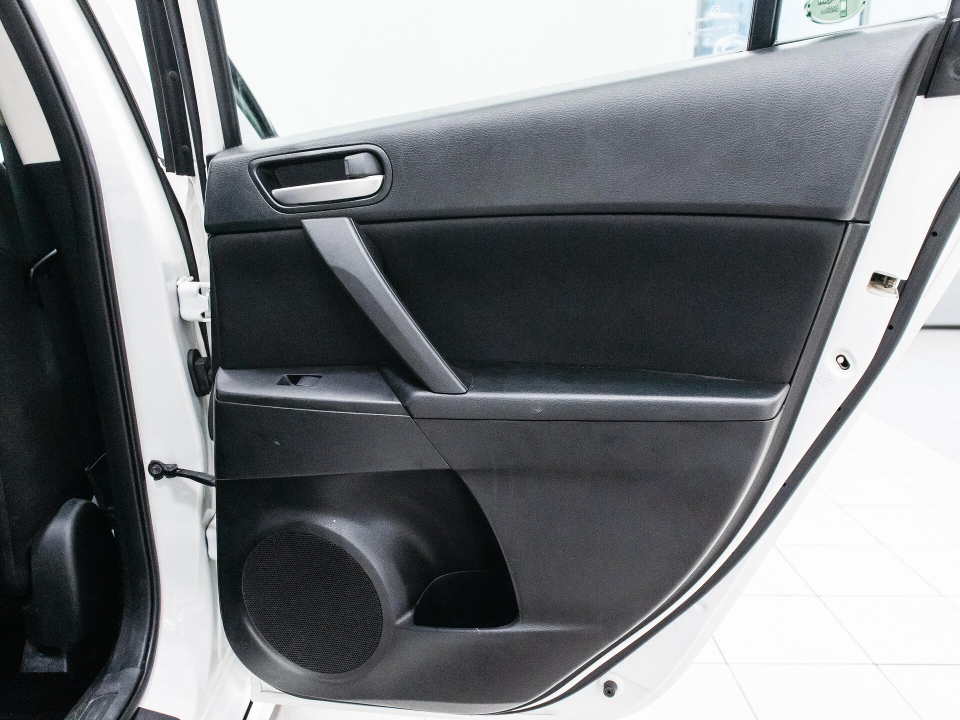 Mazda Axela 2010 23