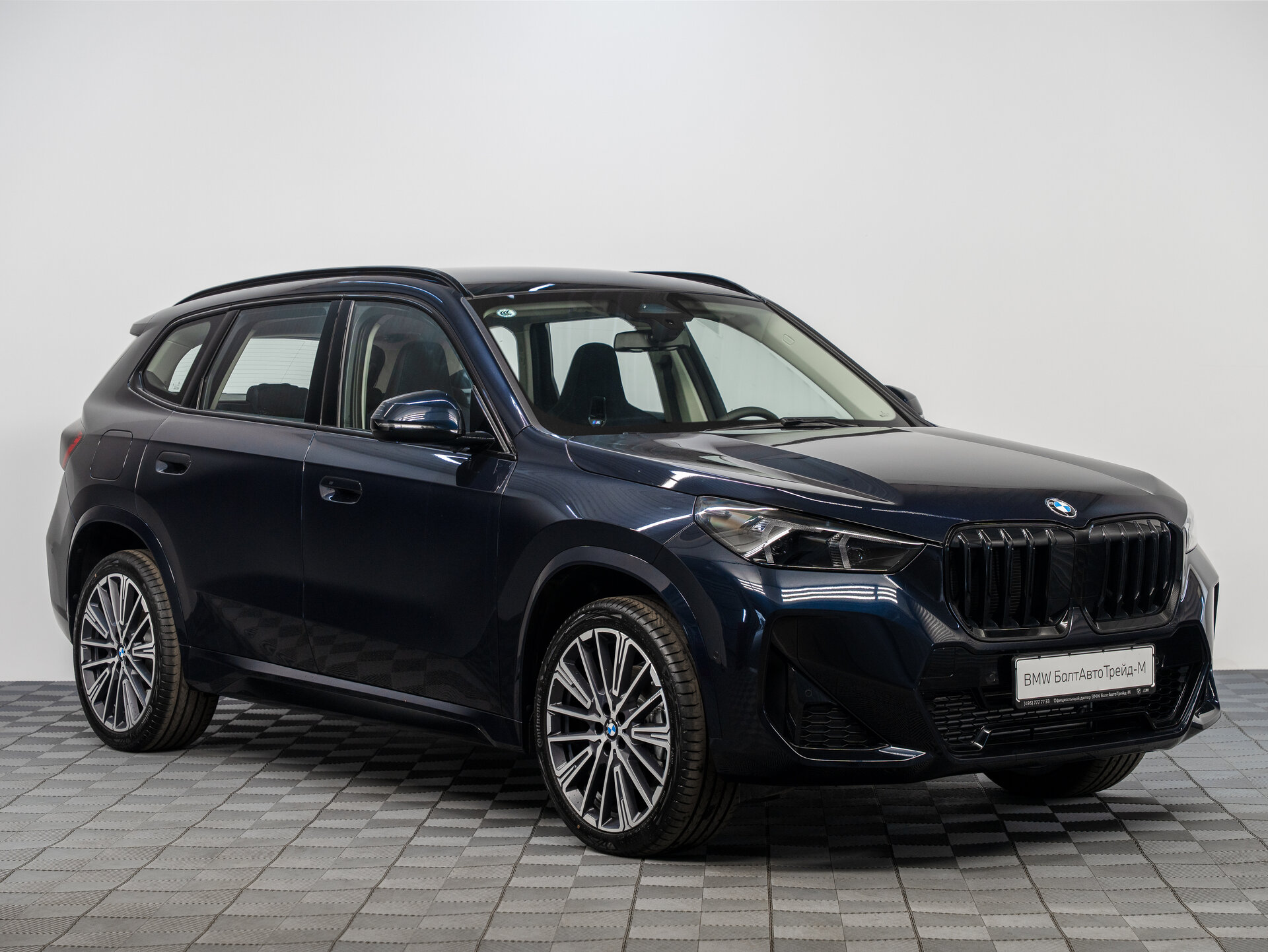 Автомобиль BMW X1 25Li xDrive 2.0 AMT (204 л.с.) 4WD - 3