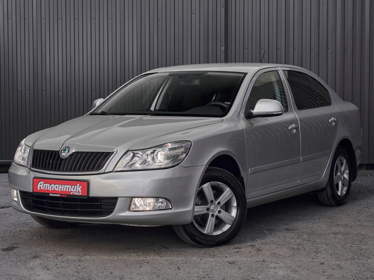 Купить Skoda Octavia 1.6 MT (102 л.с.), 2013 в Екатеренбурге