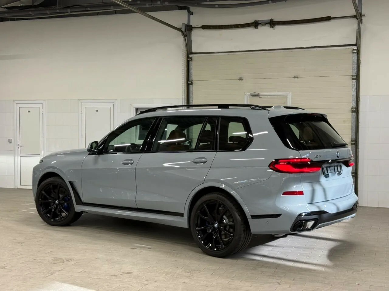 Автомобиль BMW X7 40i 3.0 AT (381 л.с.) 4WD - 2