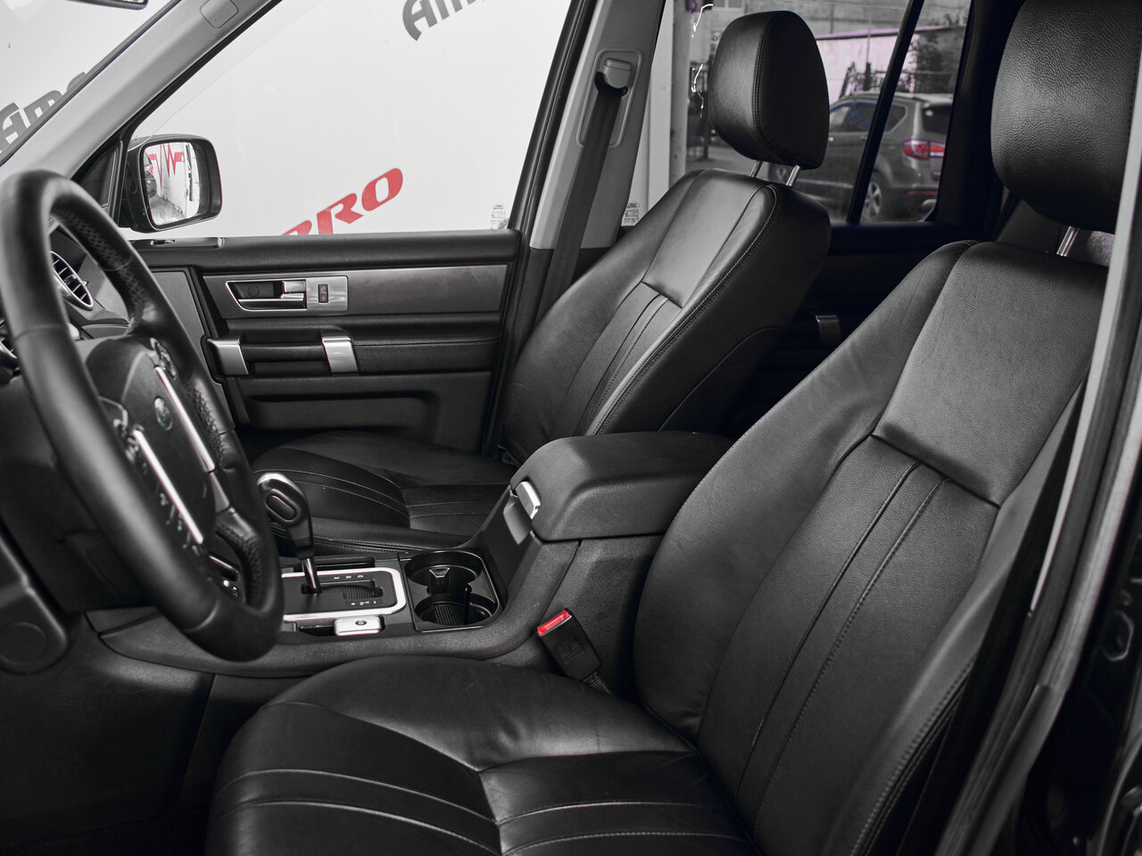 Купить Land Rover Discovery 2.7d AT (190 л.с.) 4WD, 2010 в Екатеренбурге