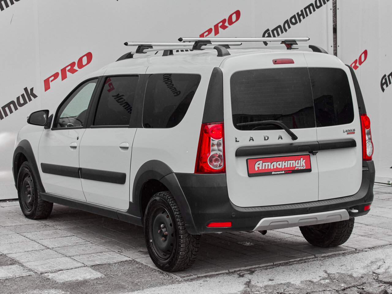 Купить Lada (ВАЗ) Largus Cross 1.6 MT (106 л.с.), 2021 в Екатеренбурге