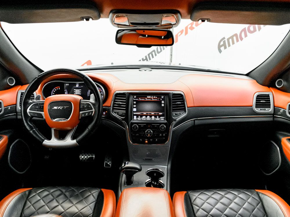 Купить Jeep Grand Cherokee SRT 6.4 AT (468 л.с.) 4WD, 2013 в Екатеренбурге