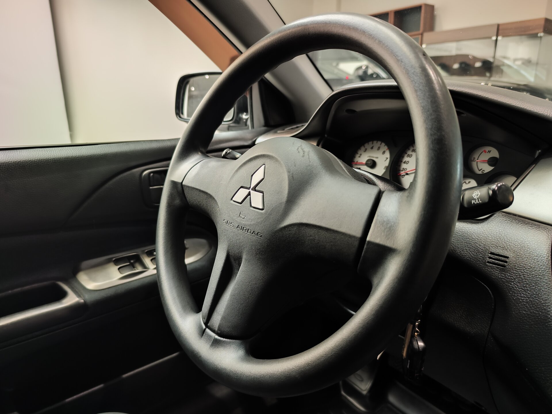 Автомобиль Mitsubishi Lancer 1.6 MT (98 л.с.) - 13