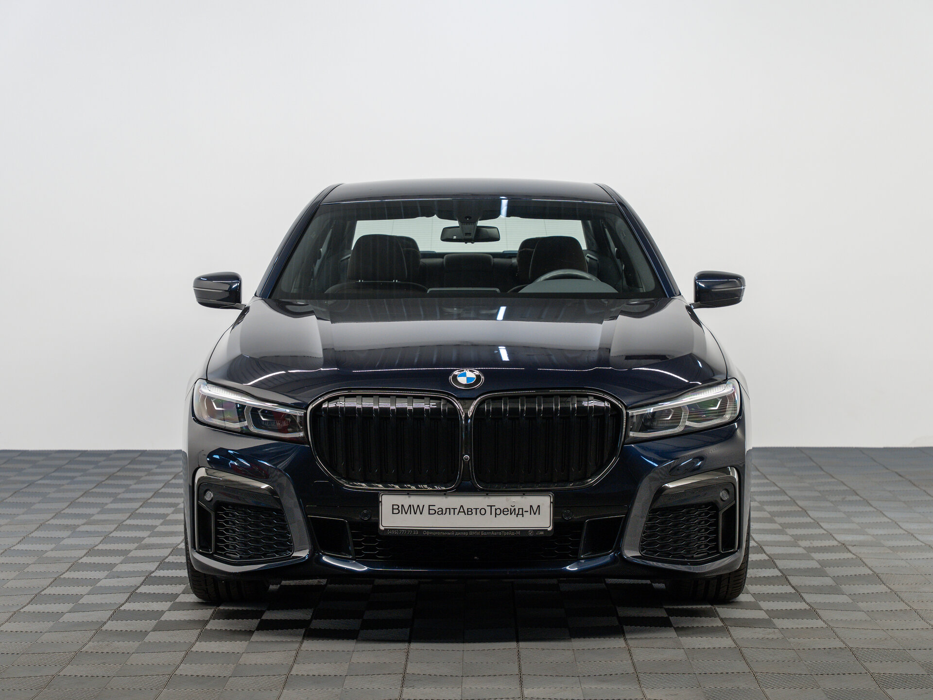 Автомобиль BMW 7 серии 730i 2.0 AT (249 л.с.) - 2