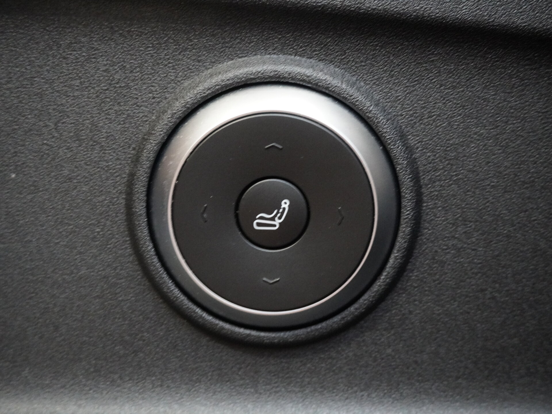 Автомобиль Jaecoo J8 2.0 AMT (249 л.с.) 4WD - 9
