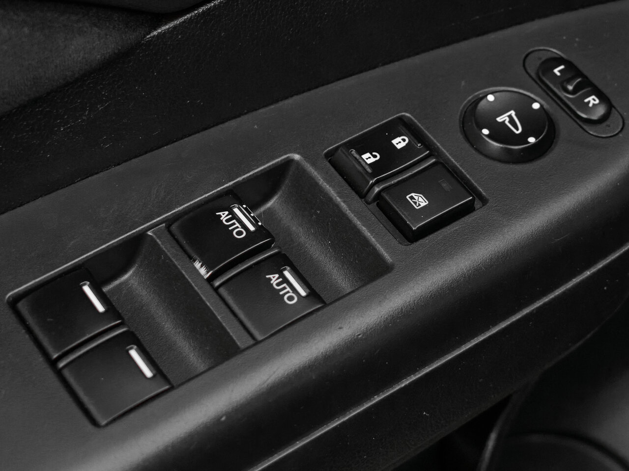 Купить Honda CR-V 2.0 AT (150 л.с.) 4WD, 2014 в Екатеренбурге