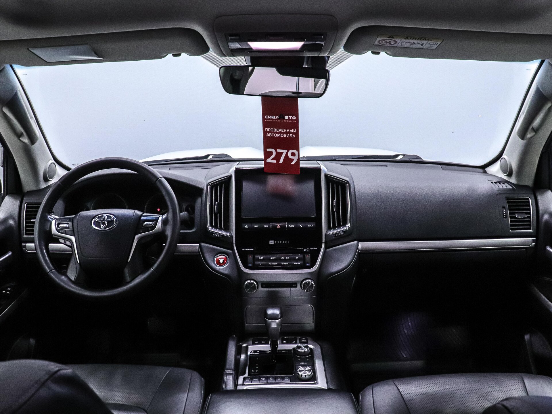 Toyota Land Cruiser 2019 11