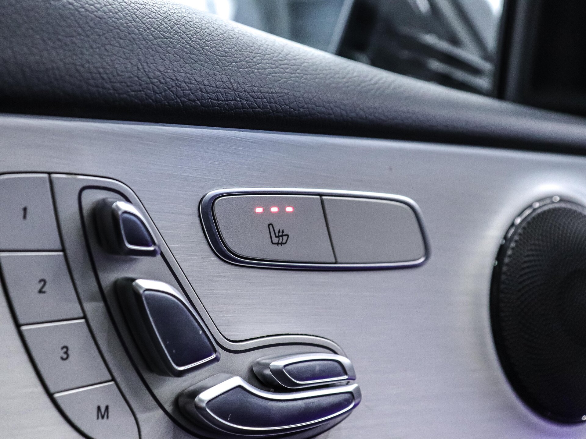 Mercedes-Benz E-Класс 2021 17