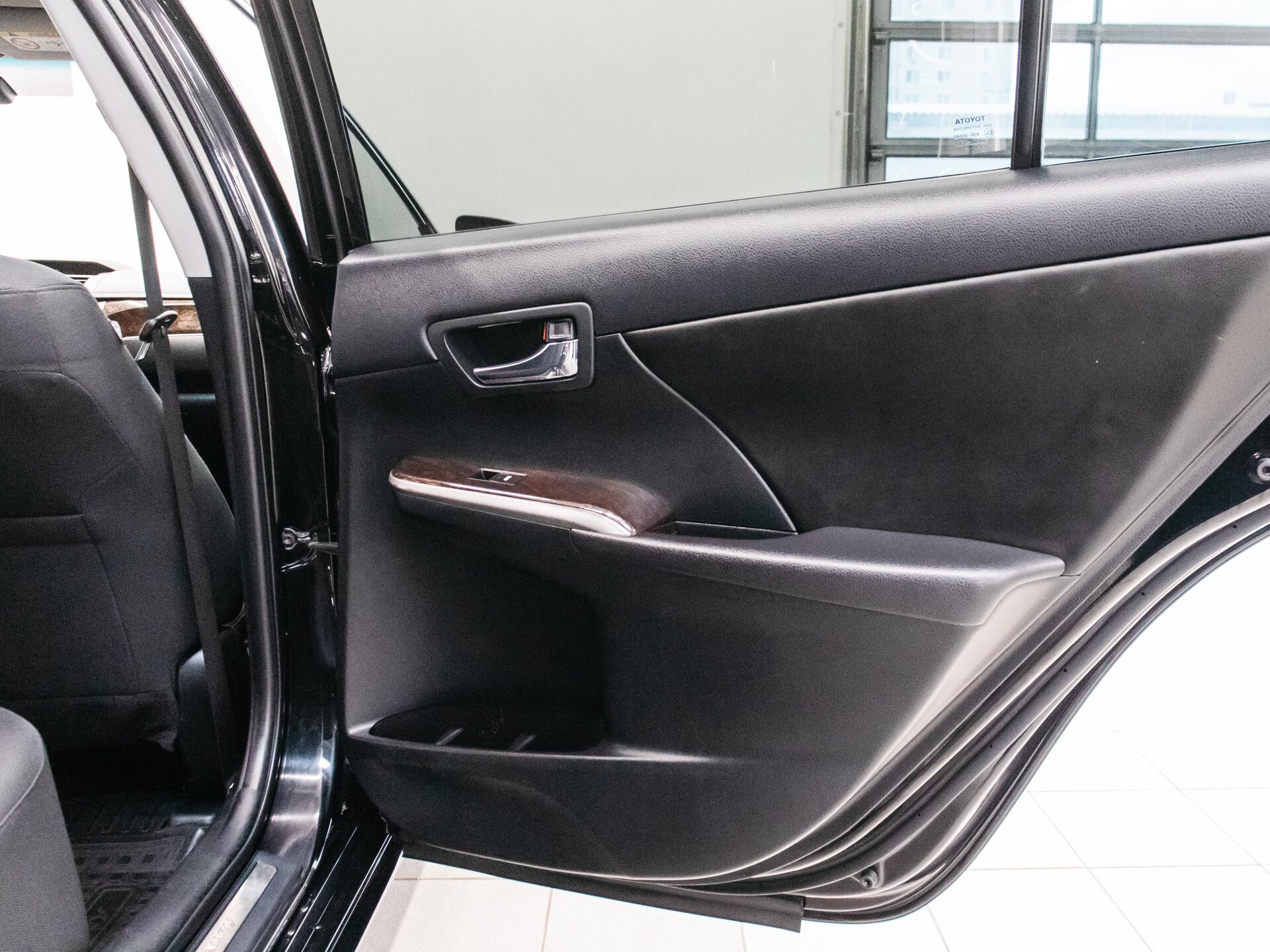 Toyota Camry 2017 24