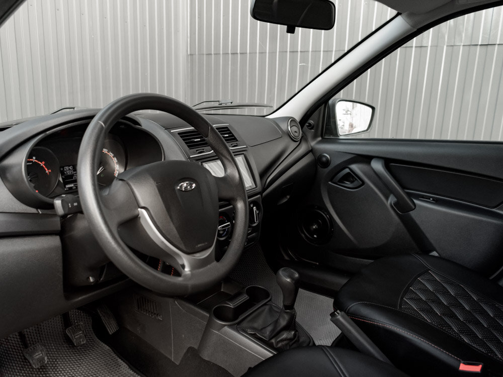 Купить Lada (ВАЗ) Granta 1.6 MT (87 л.с.), 2020 в Екатеренбурге