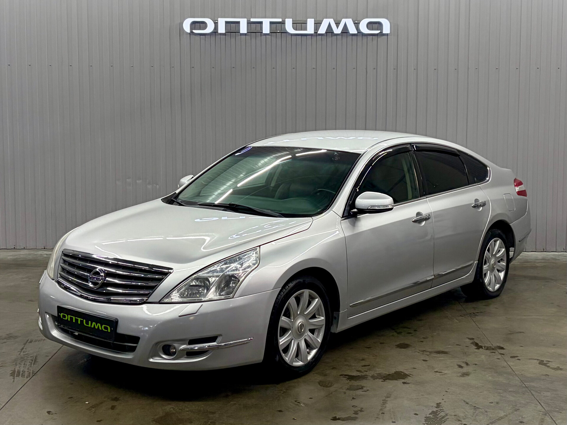 Nissan Teana 