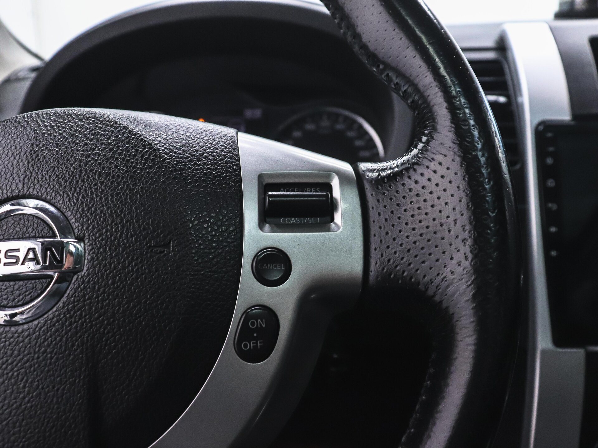 Nissan X-Trail 2011 21