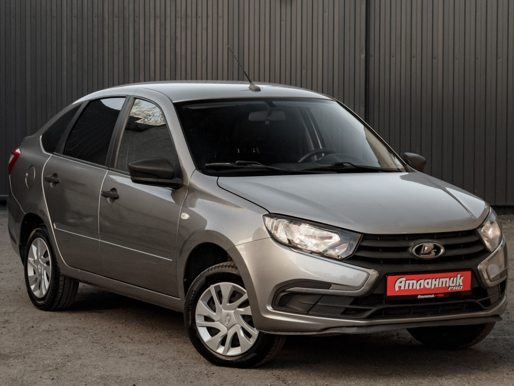 Купить Lada (ВАЗ) Granta 1.6 MT (87 л.с.), 2020 в Екатеренбурге
