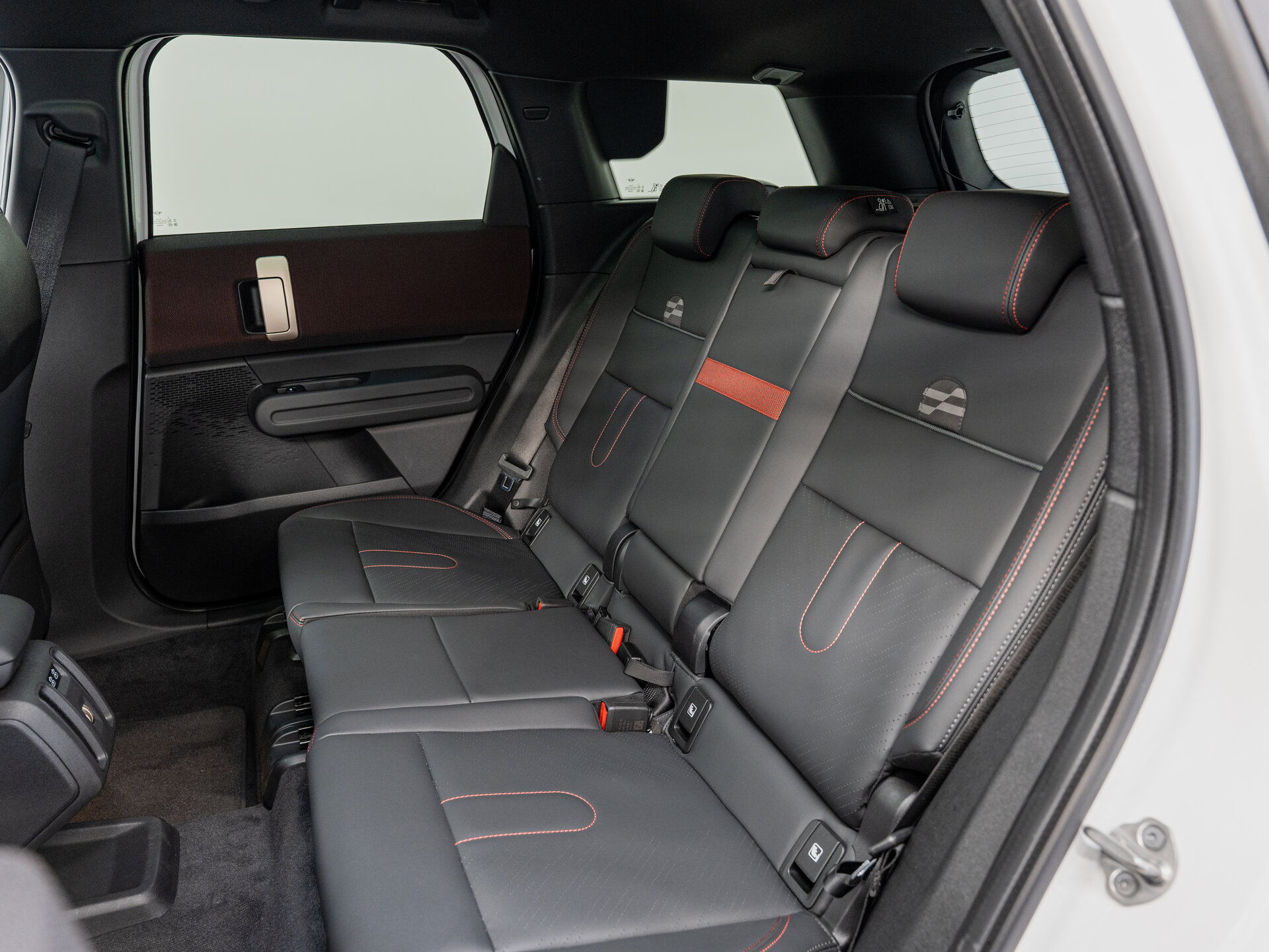 Автомобиль MINI Countryman C 1.5 AMT (170 л.с.) - 17