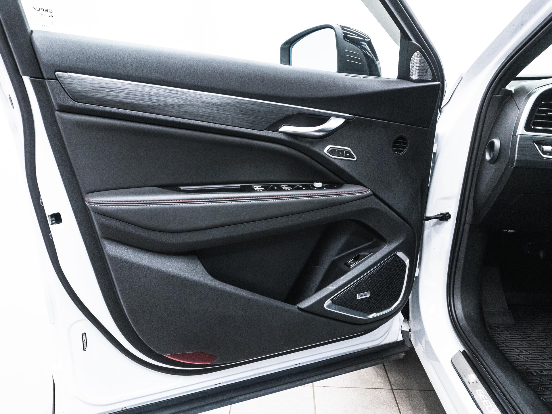 Geely Tugella 2022 9