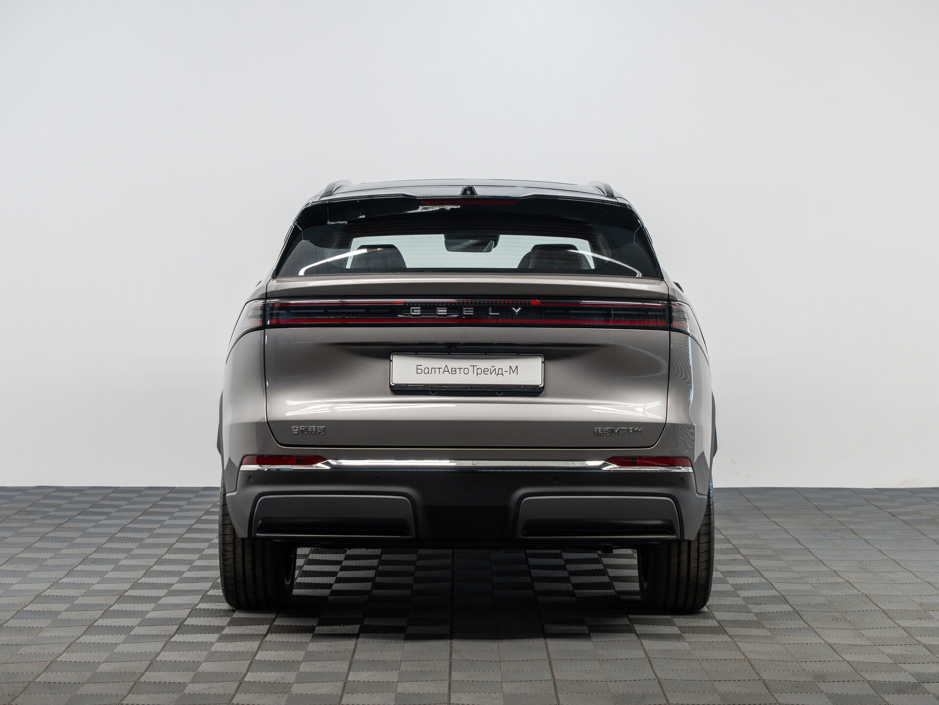 Автомобиль Geely Galaxy M7 1.5hyb AT (238 л.с.) - 6