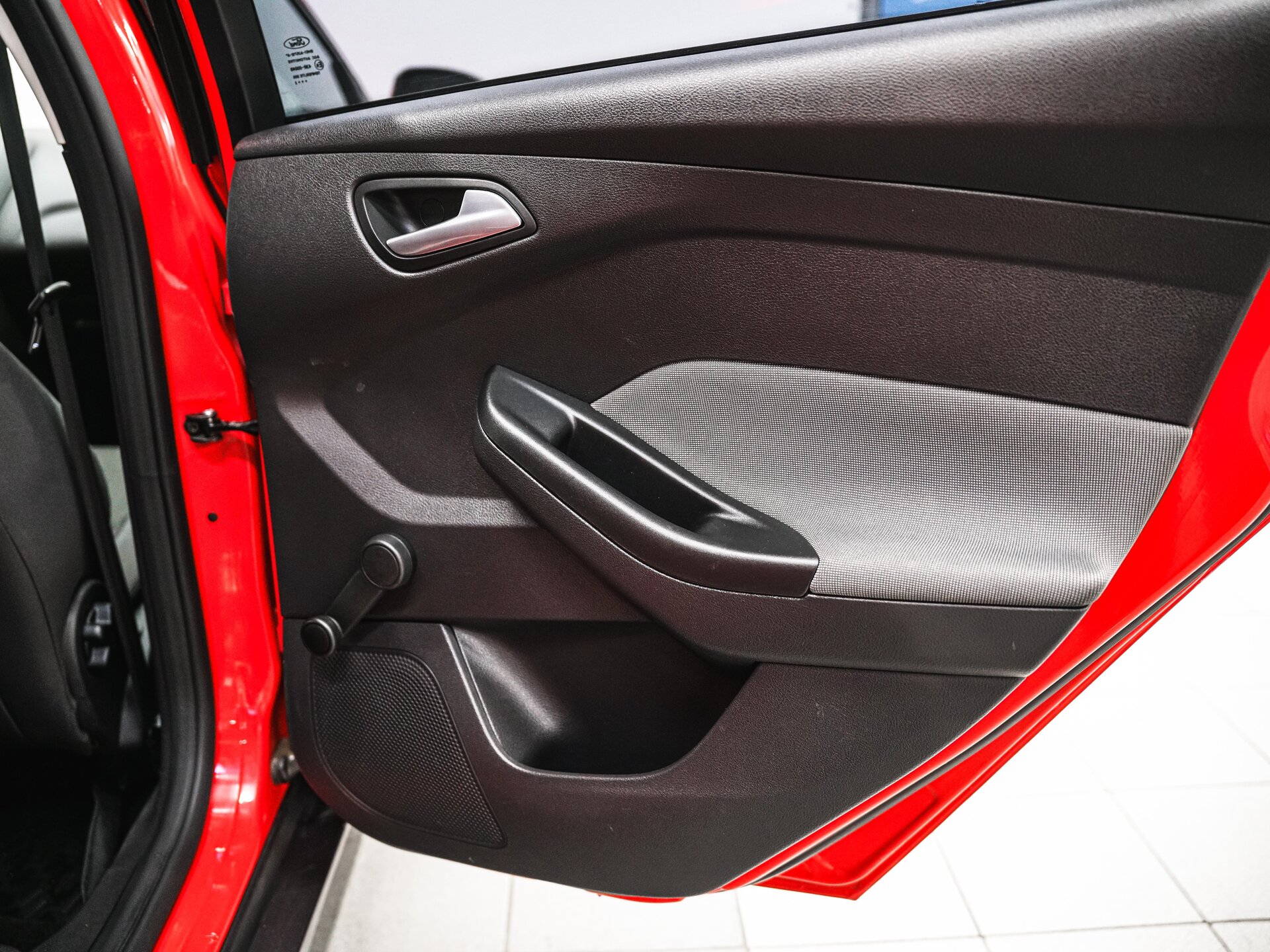 Ford Focus 2012 24