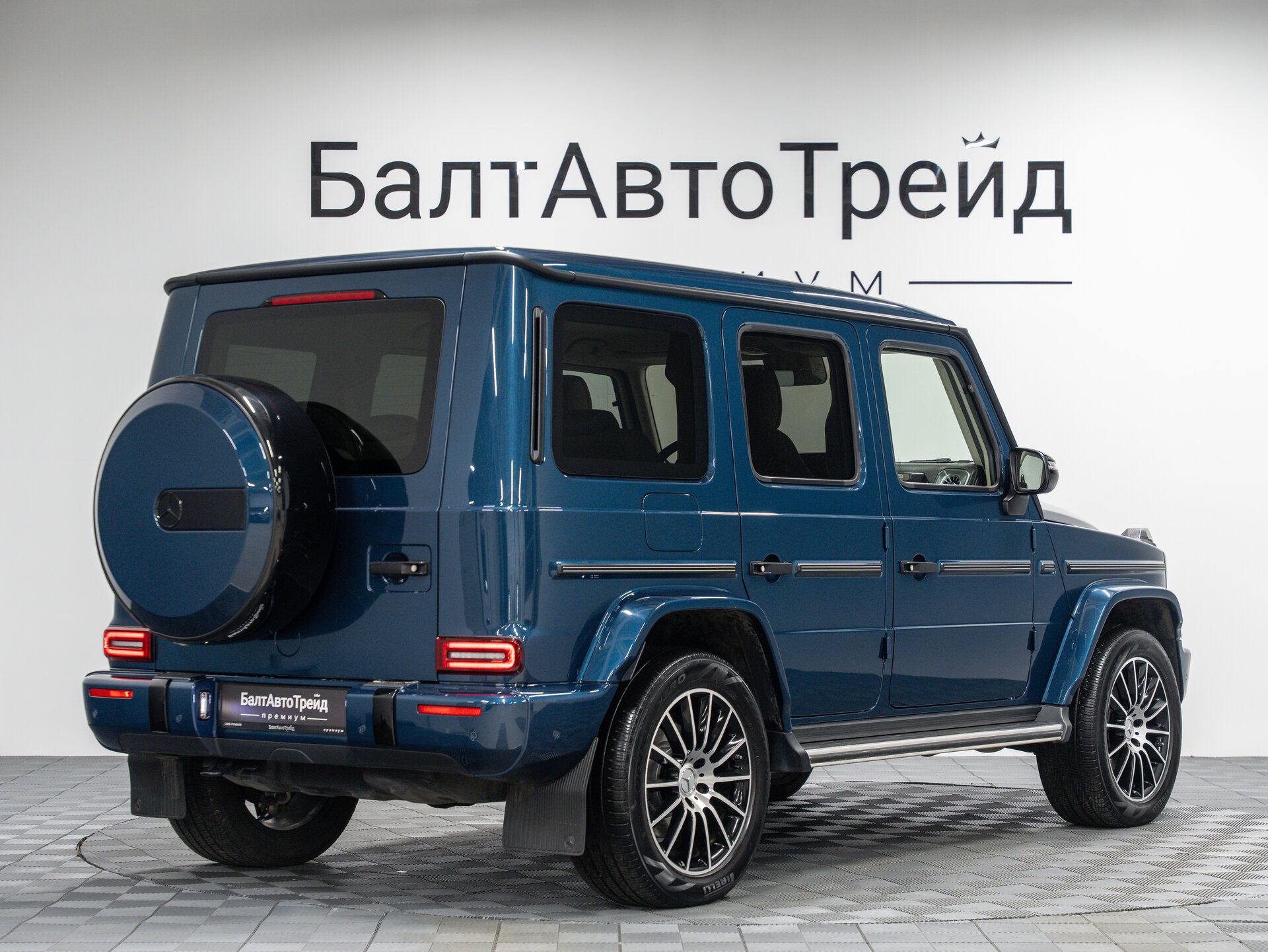 Автомобиль Mercedes-Benz G-Класс 350 d 2.9d AT (249 л.с.) 4WD - 7