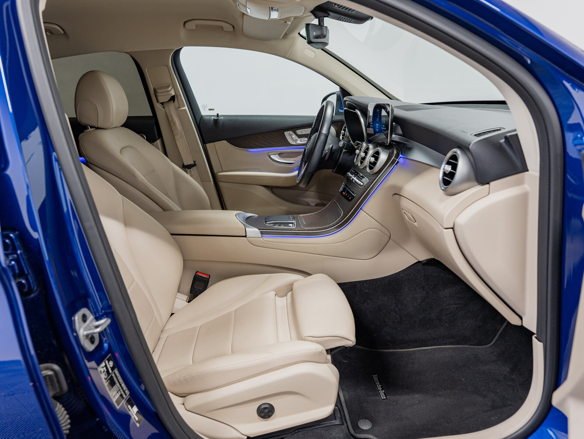 Автомобиль Mercedes-Benz GLC Coupe 300 2.0 AT (249 л.с.) 4WD - 13