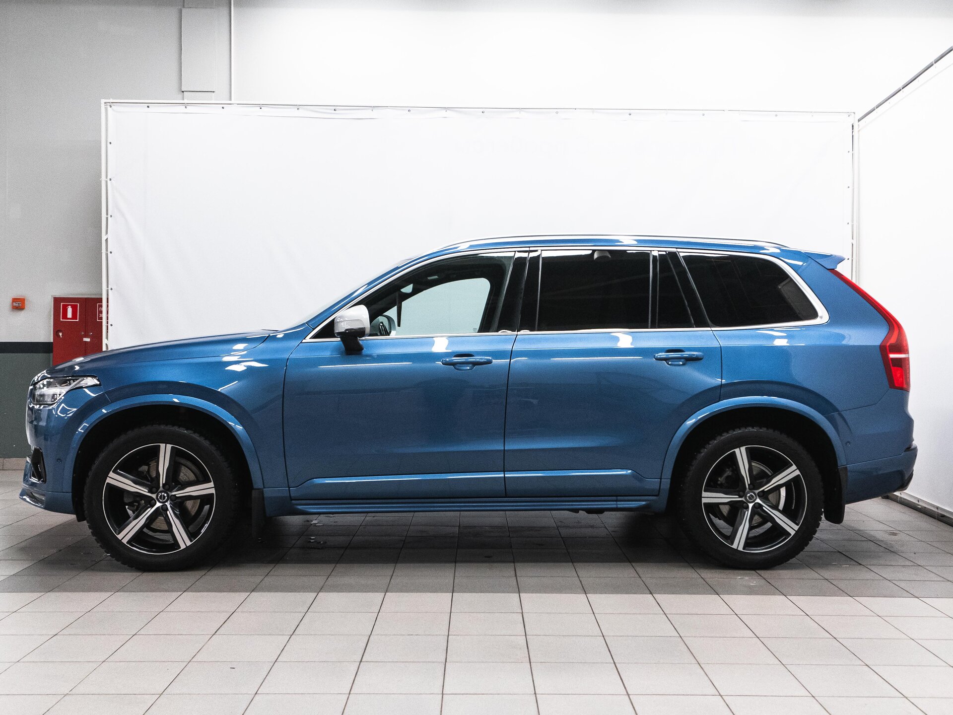 Volvo XC90 2017 8