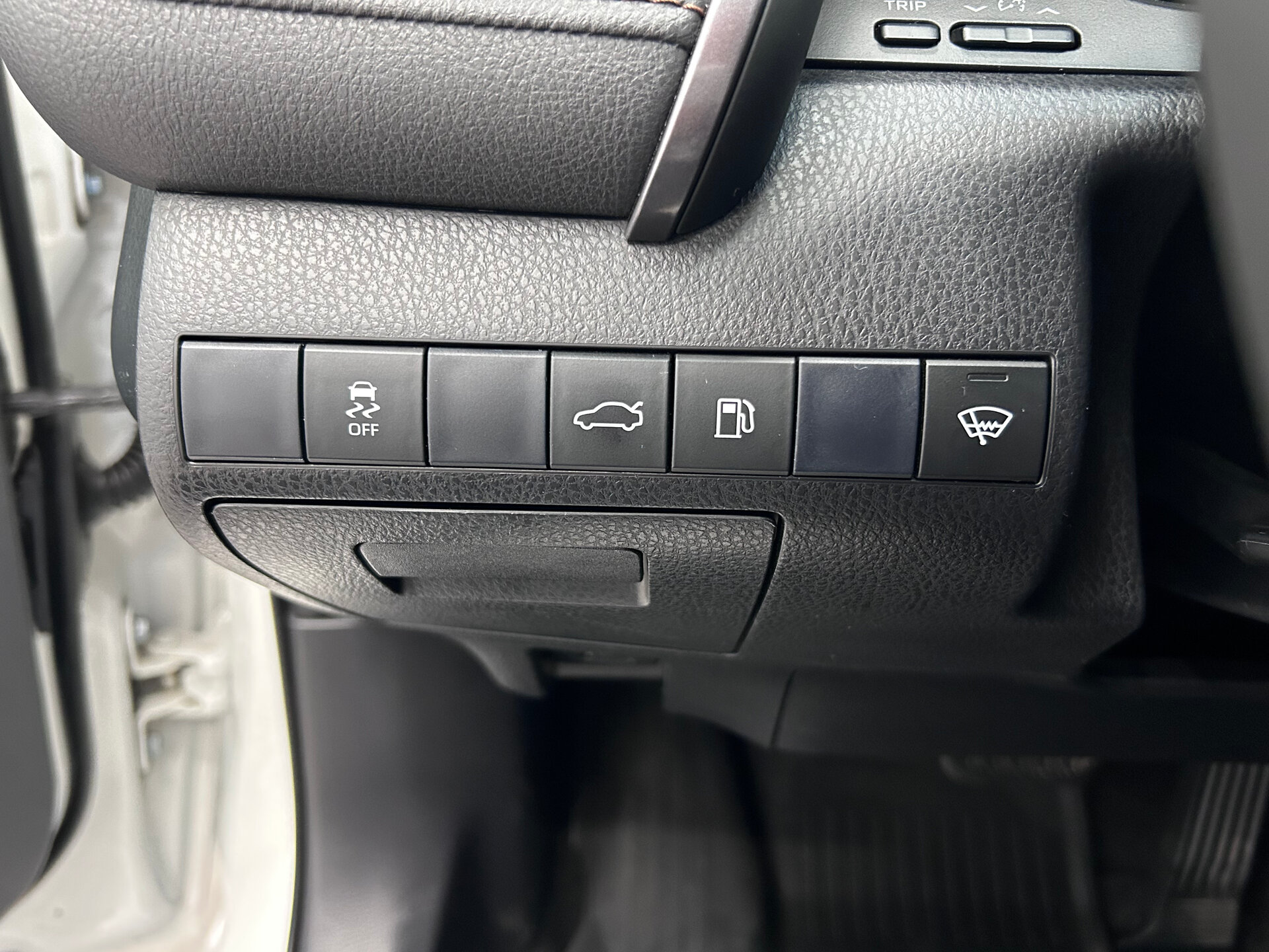 Toyota Camry 2018 20