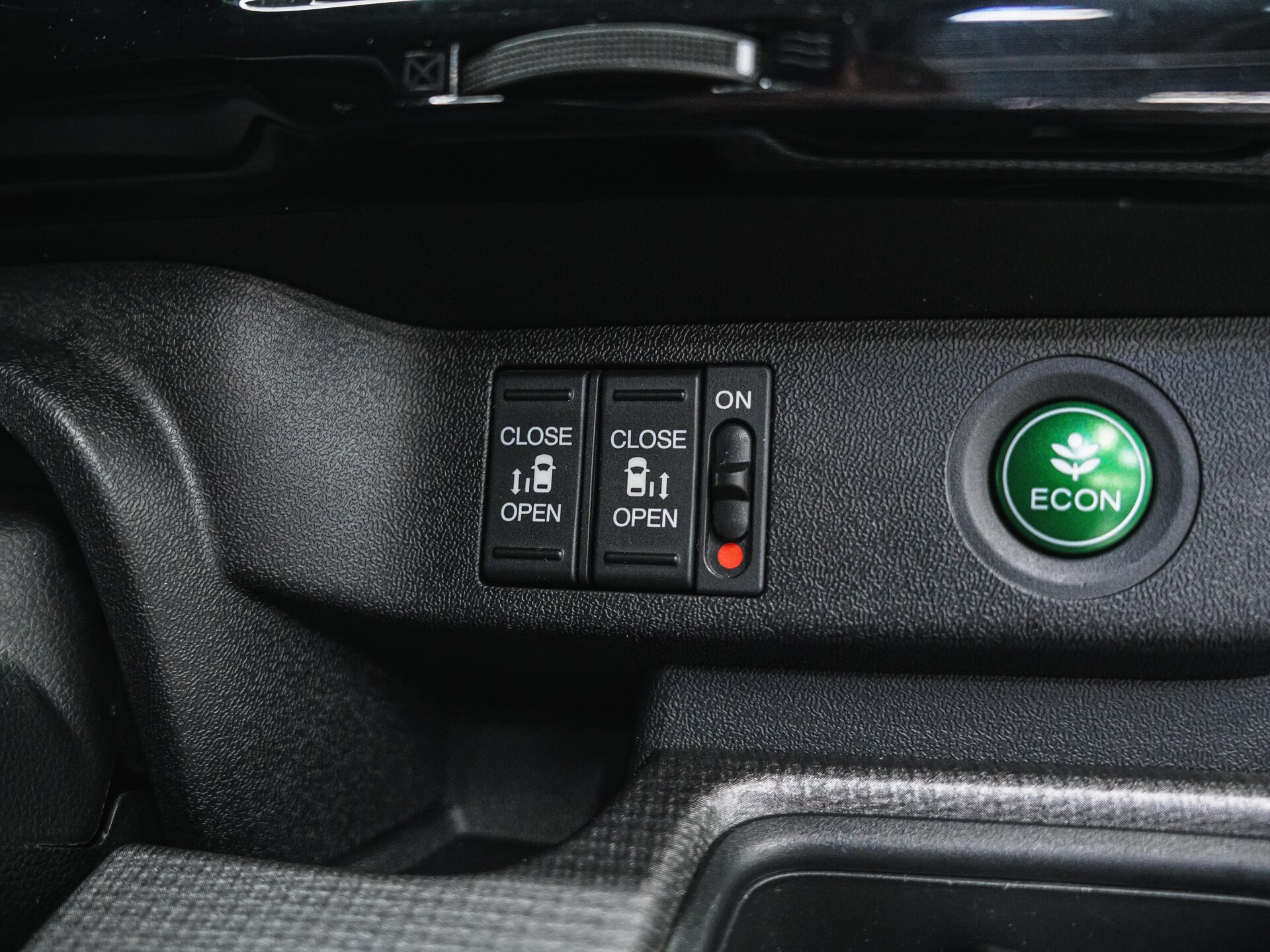 Honda Stepwgn 2016 16