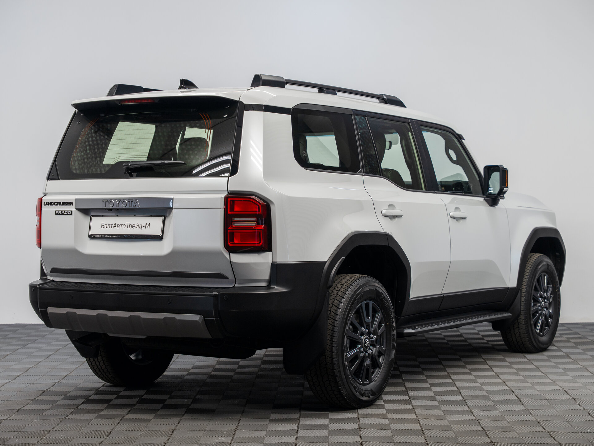 Автомобиль Toyota Land Cruiser Prado 2.8d AT (204 л.с.) 4WD - 5
