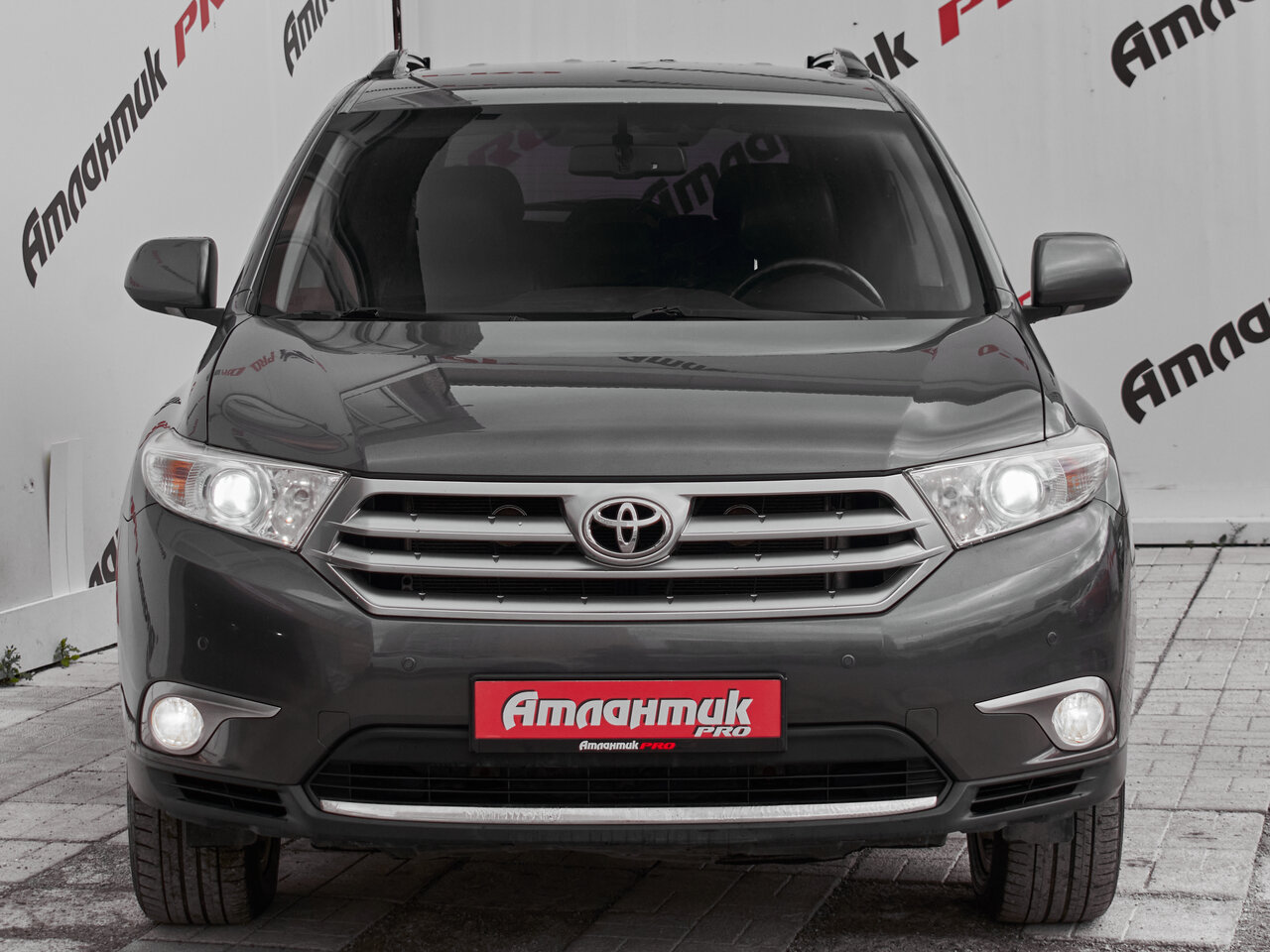 Купить Toyota Highlander 3.5 AT (273 л.с.) 4WD, 2012 в Екатеренбурге