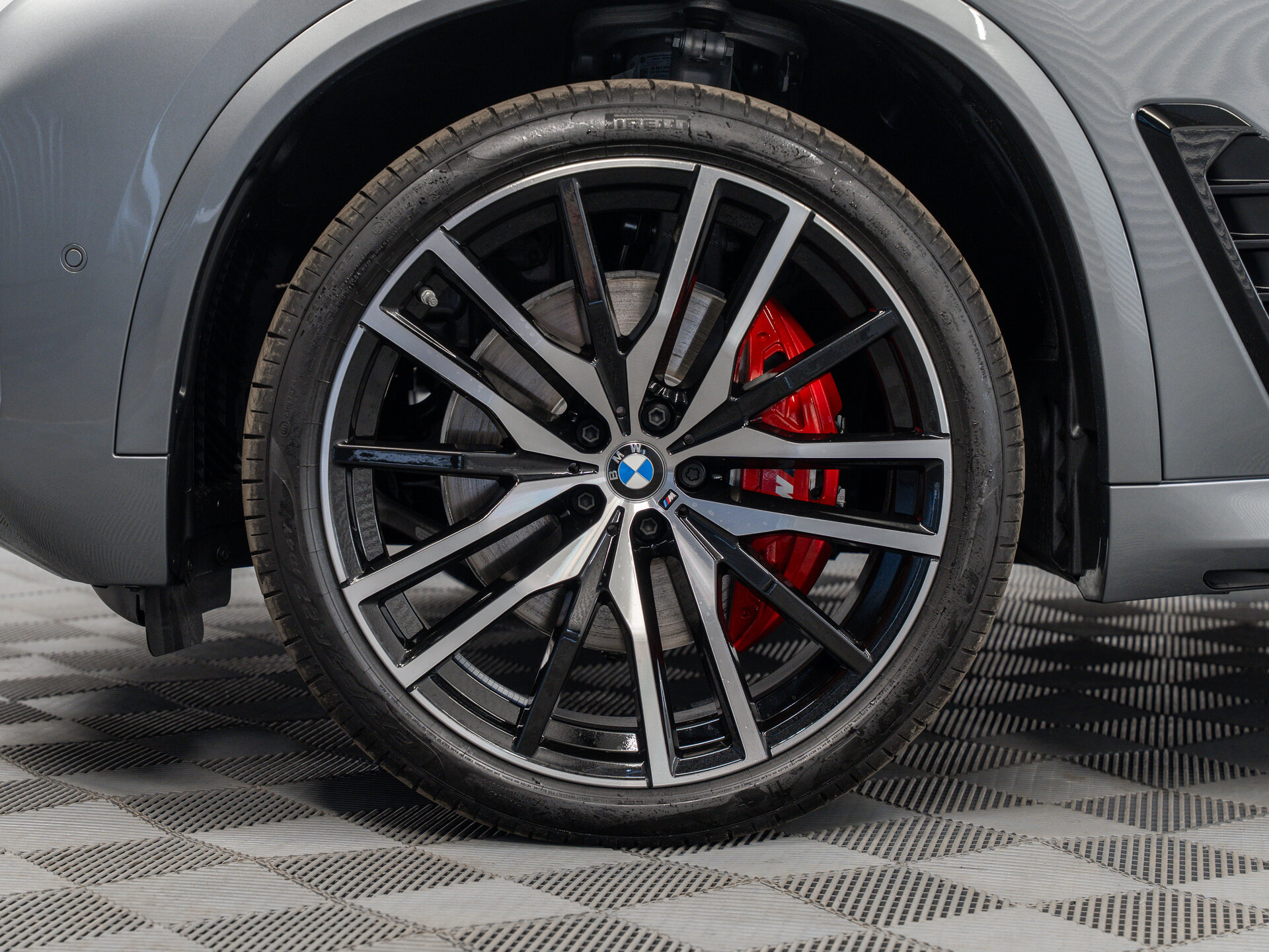 Автомобиль BMW X5 40d 3.0d AT (352 л.с.) 4WD - 10