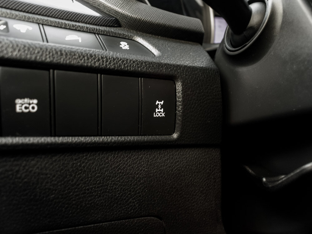 Купить Hyundai Santa Fe 2.4 AT (175 л.с.) 4WD, 2013 в Екатеренбурге
