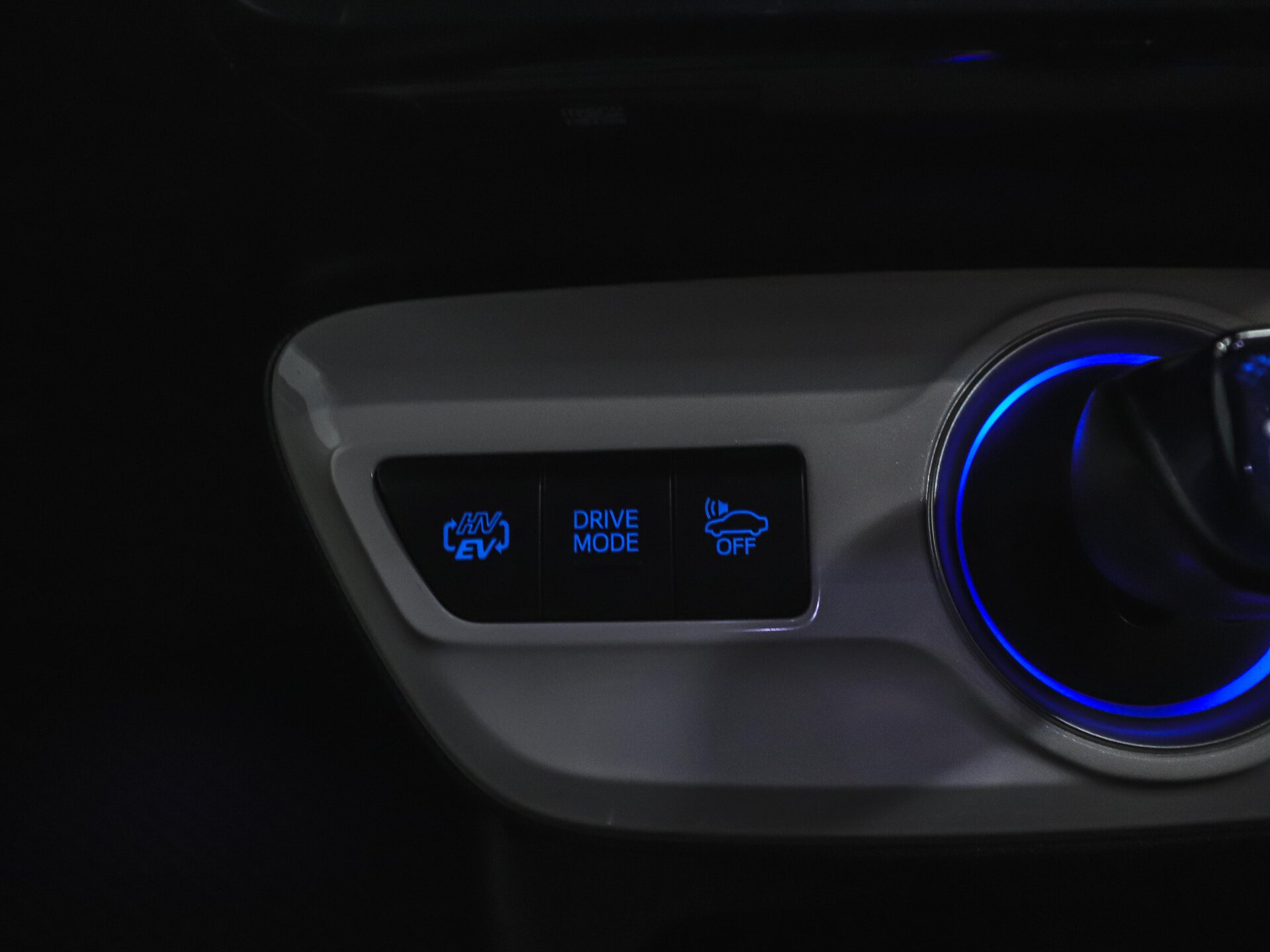 Toyota Prius 2017 23
