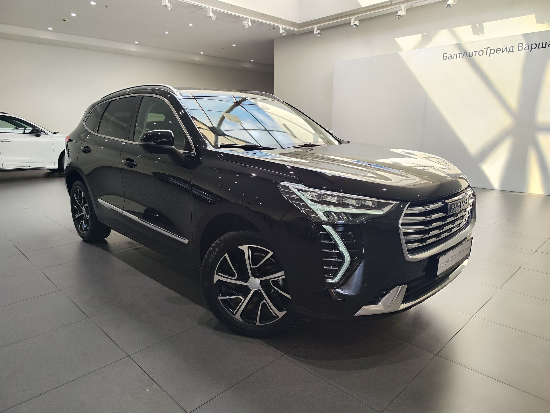 Автомобиль Haval Jolion 1.5 AMT (143 л.с.) - 3