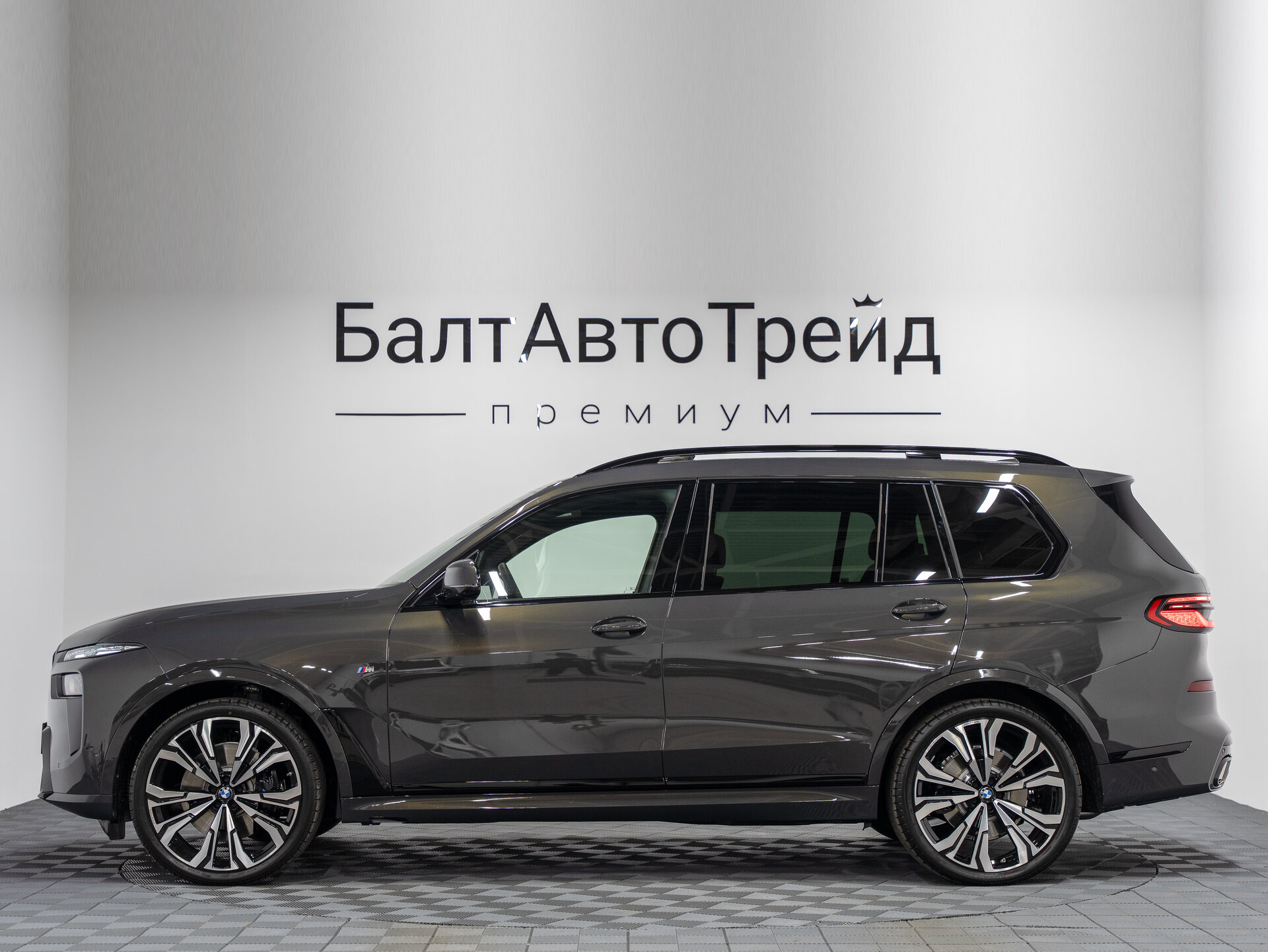 Автомобиль BMW X7 40d 3.0d AT (340 л.с.) 4WD - 12