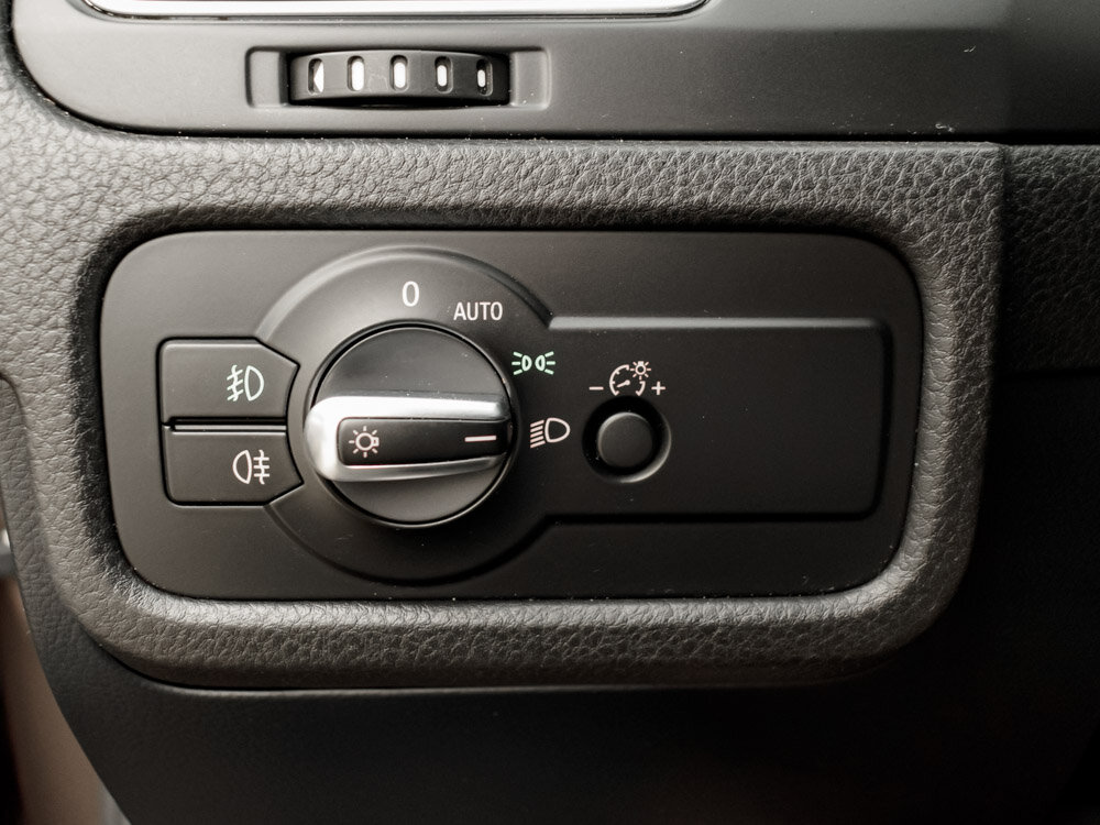 Купить Volkswagen Touareg 3.6 AT (249 л.с.) 4WD, 2012 в Екатеренбурге