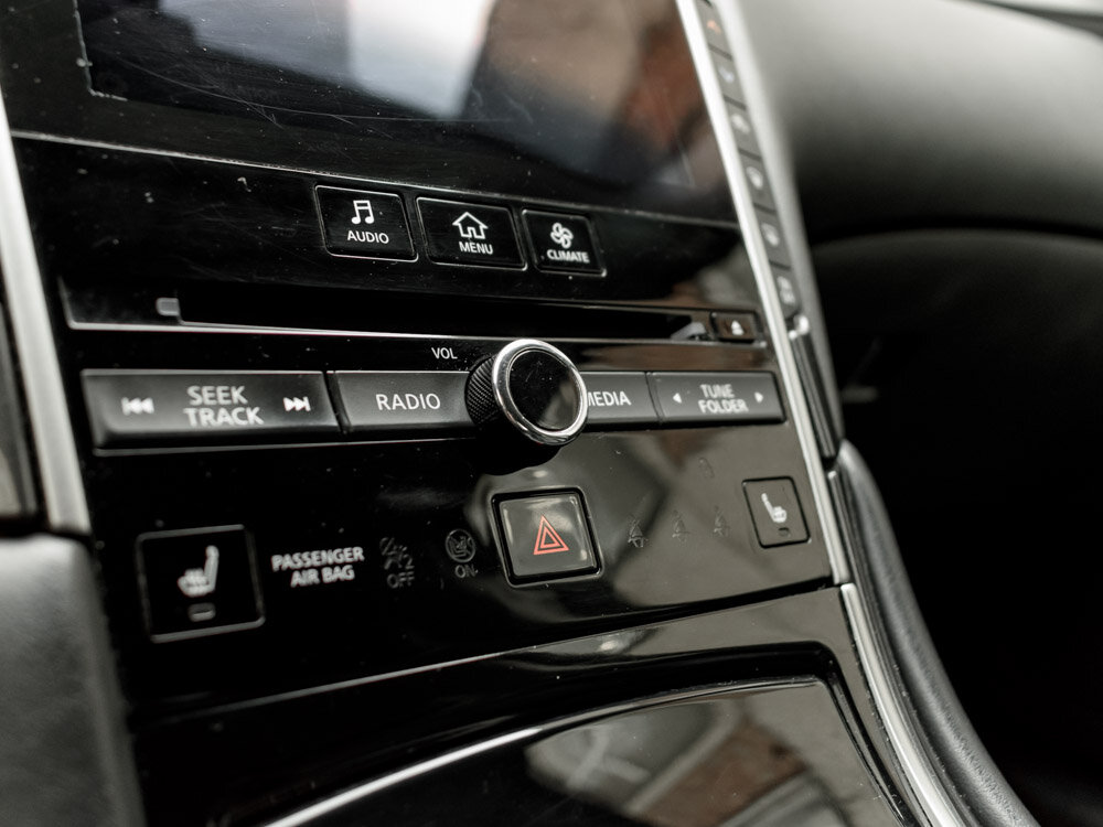 Купить Infiniti Q50 2.0 AT (211 л.с.), 2016 в Екатеренбурге