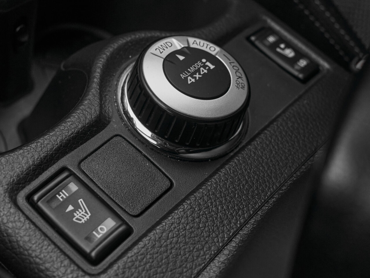Купить Nissan Qashqai 2.0 CVT (144 л.с.) 4WD, 2017 в Екатеренбурге