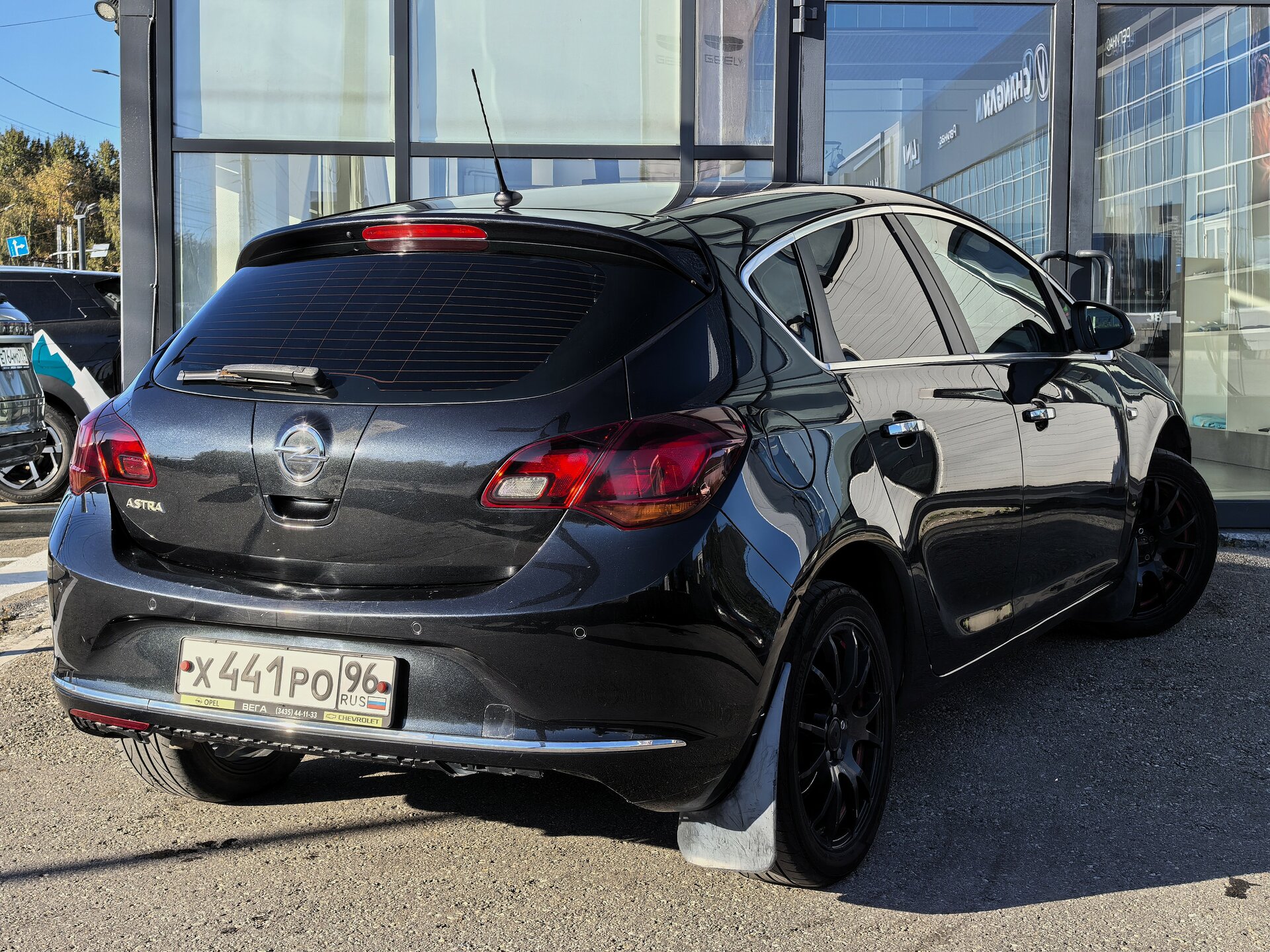 Opel Astra, J Рестайлинг Cosmo, 2013, Хэтчбек 5 дв.