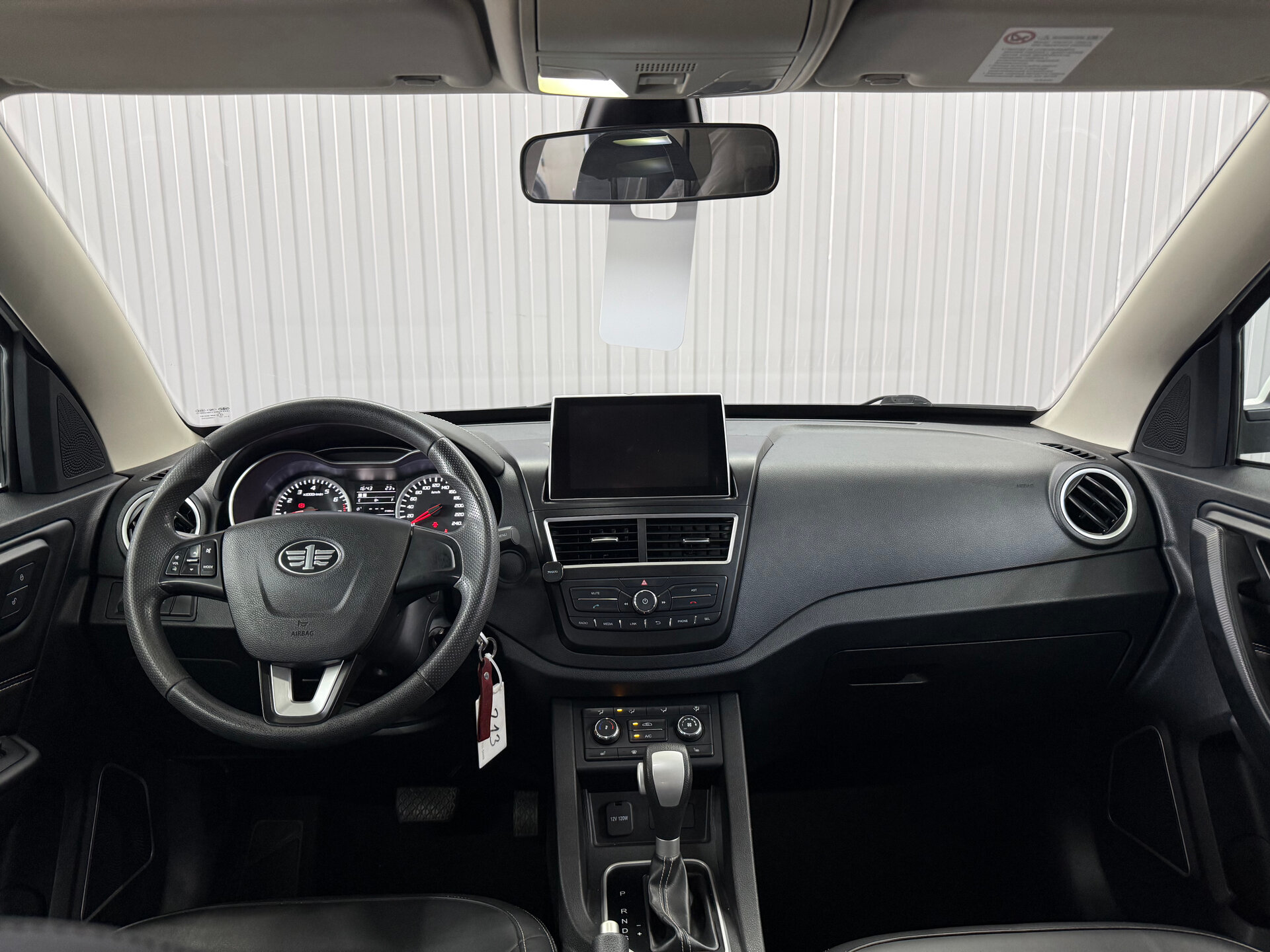 FAW Besturn X40 