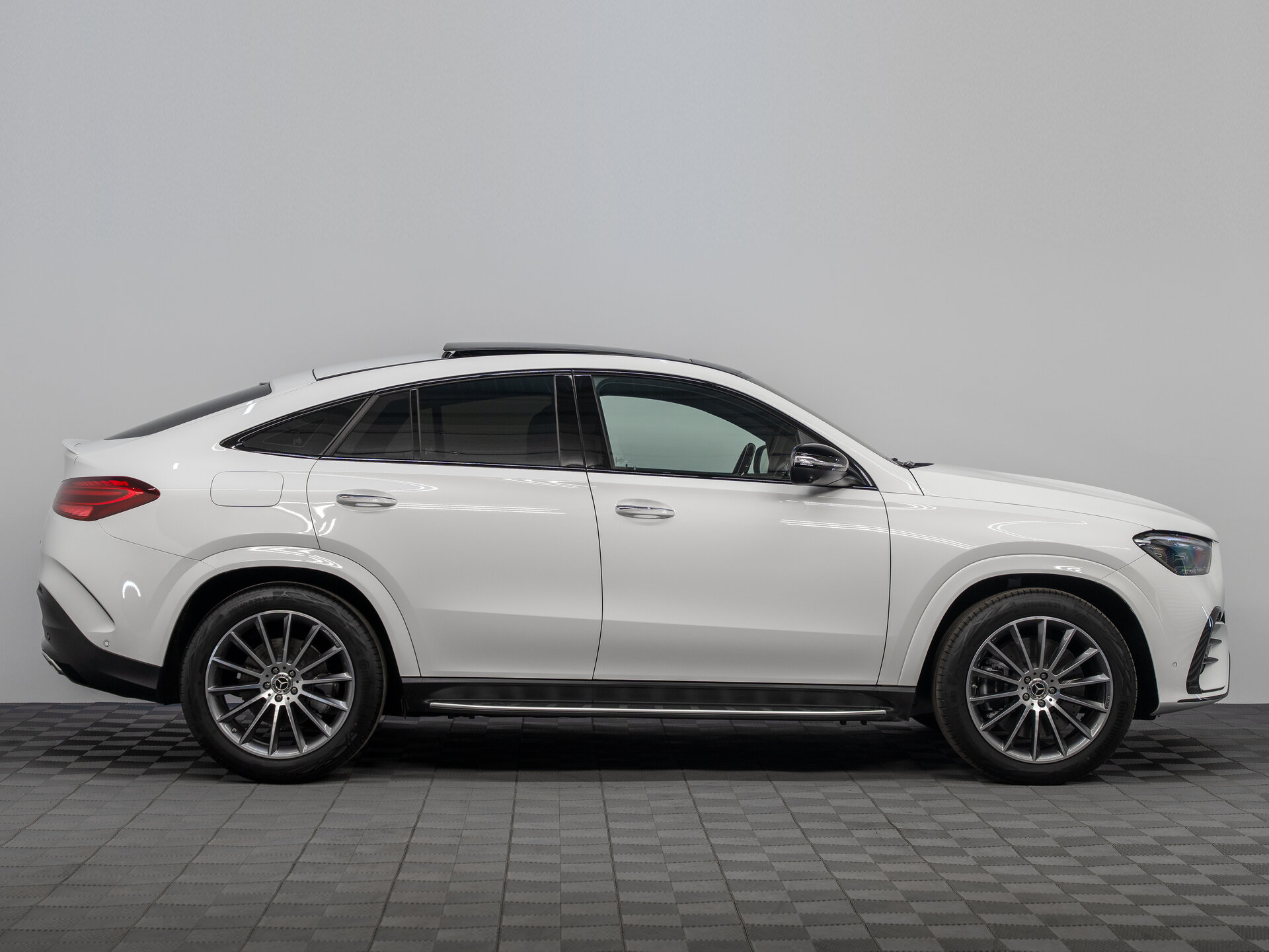 Автомобиль Mercedes-Benz GLE Coupe 450 3.0 AT (381 л.с.) 4WD - 4