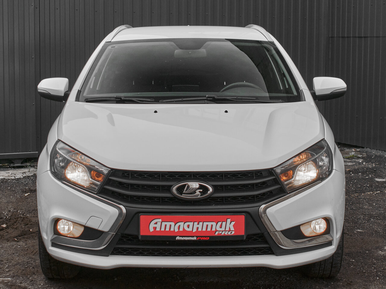 Купить Lada (ВАЗ) Vesta SW 1.6 CVT (113 л.с.), 2021 в Екатеренбурге